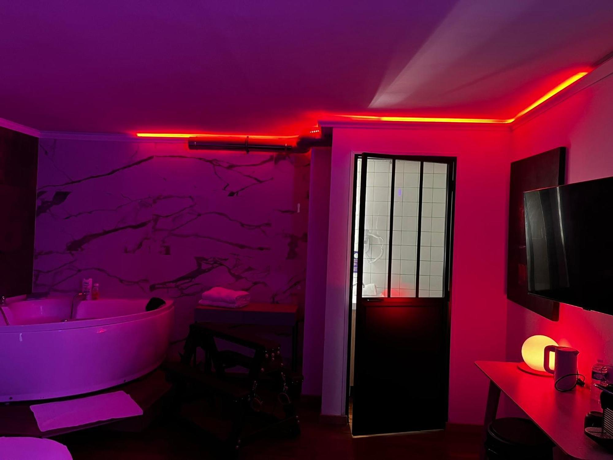 Jacuzzi Love Suite Paris Ngoại thất bức ảnh